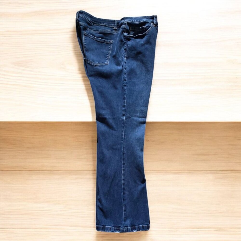 FLYING MONKEY (22W) Platinum High Rise Distressed Bootcut Jeans - Picture 3 of 6